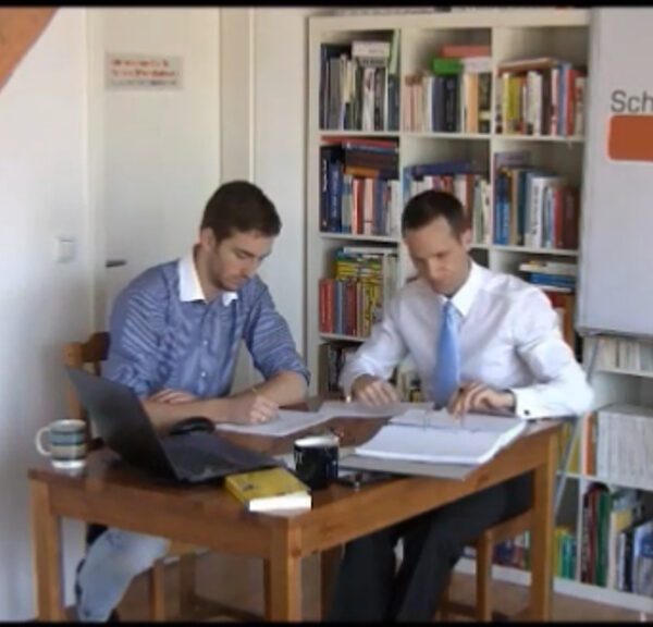 Vorbereitung Kommunikationstheorie - Video von Scheidtweiler PR