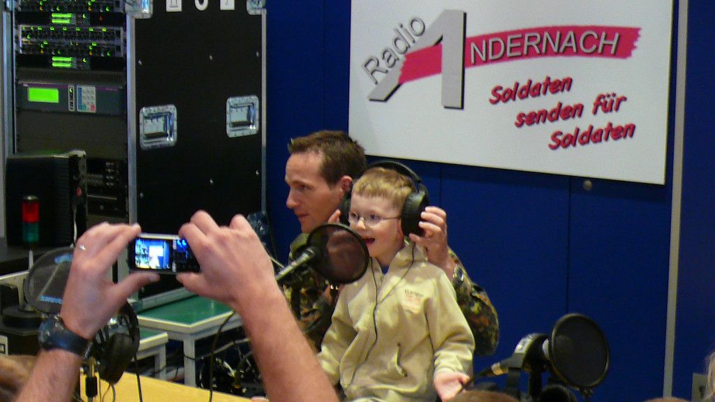 Zum Artikel - Radio Andernach auf Rheinland-Pfalz-Tag 2008 - Nicolas Scheidtweiler live